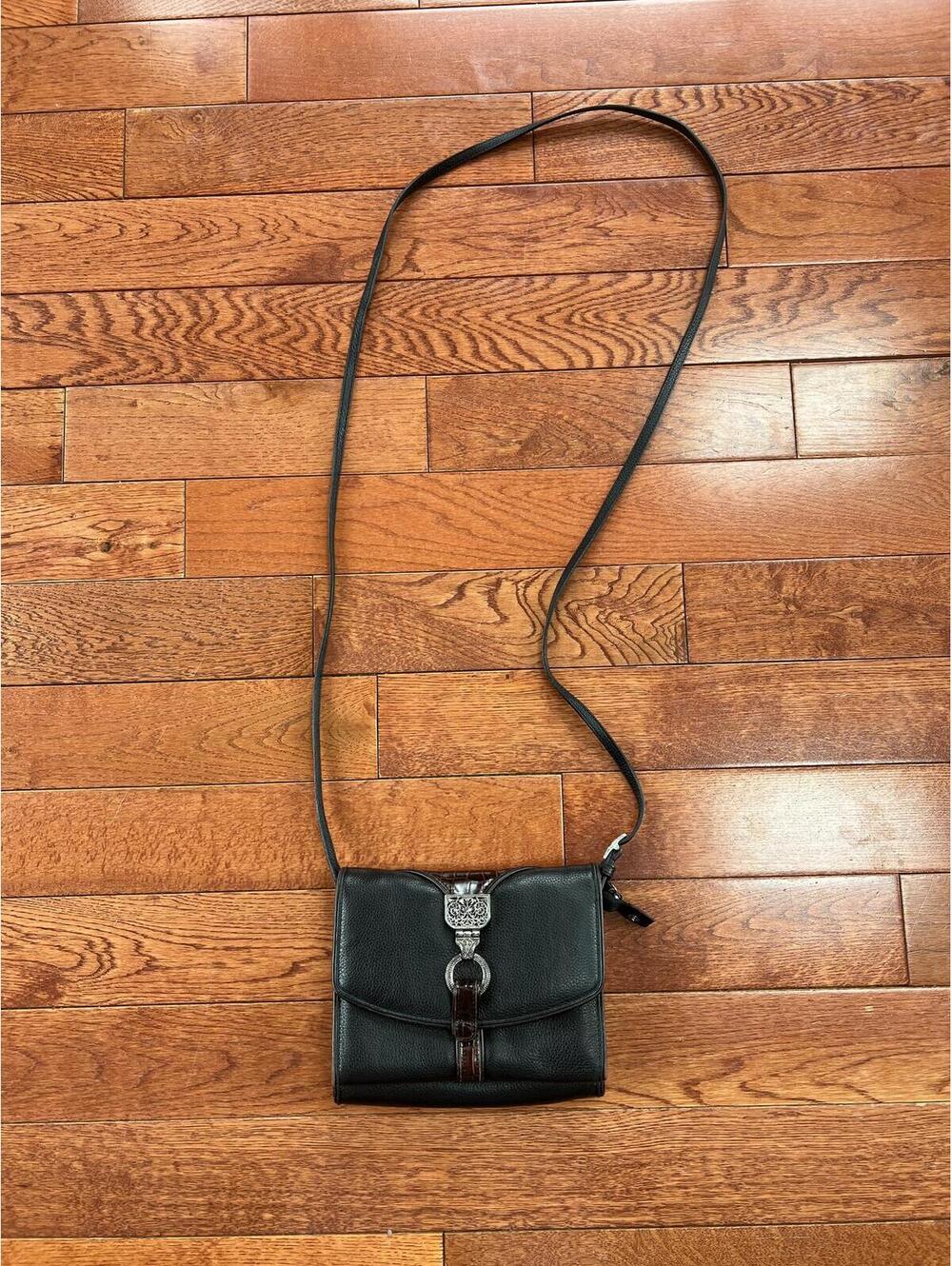 Brighton Black Leather Organizer Crossbody Purse Wallet Croc Silver Hardware